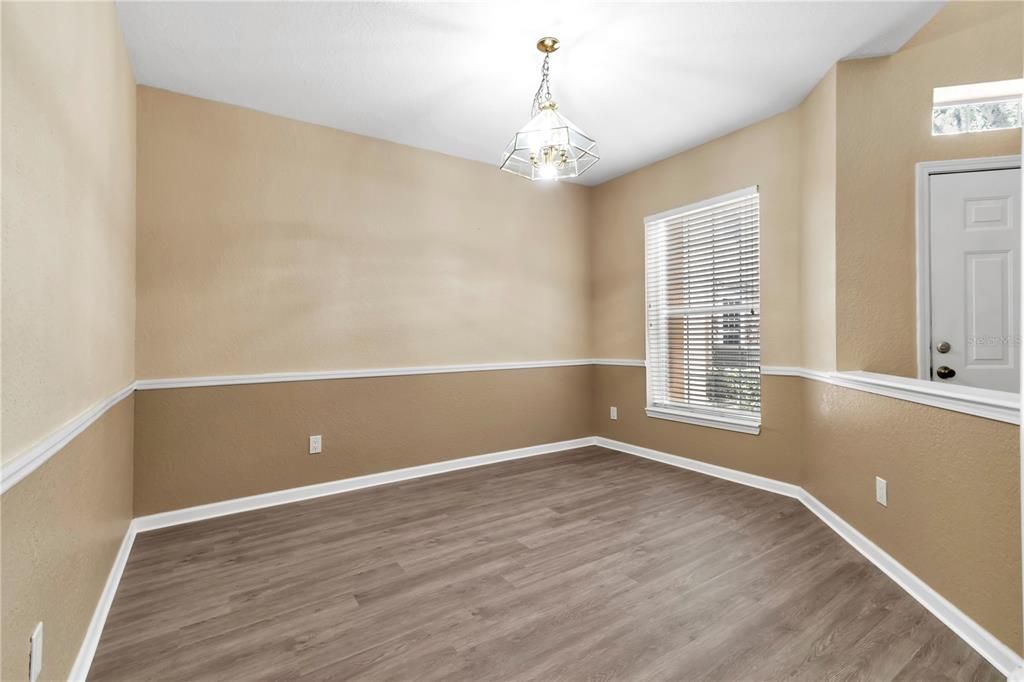 For Rent: $3,000 (3 beds, 2 baths, 1985 Square Feet)