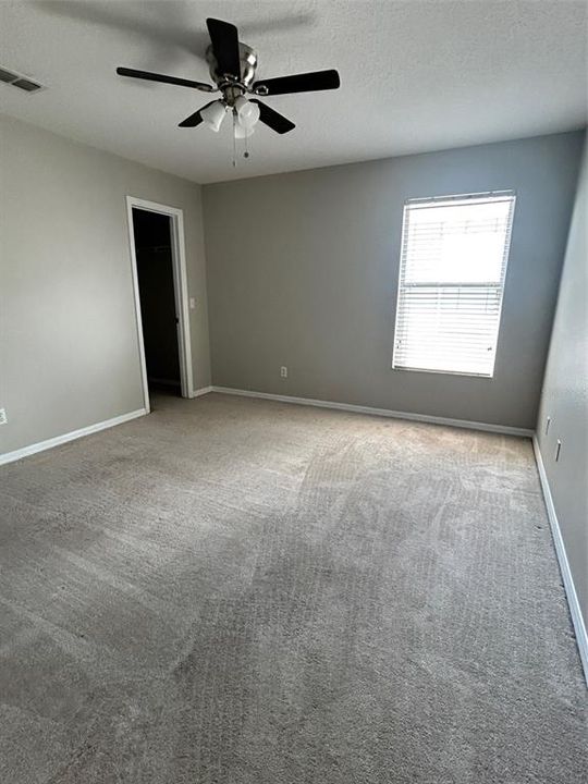 For Rent: $3,800 (5 beds, 3 baths, 3519 Square Feet)