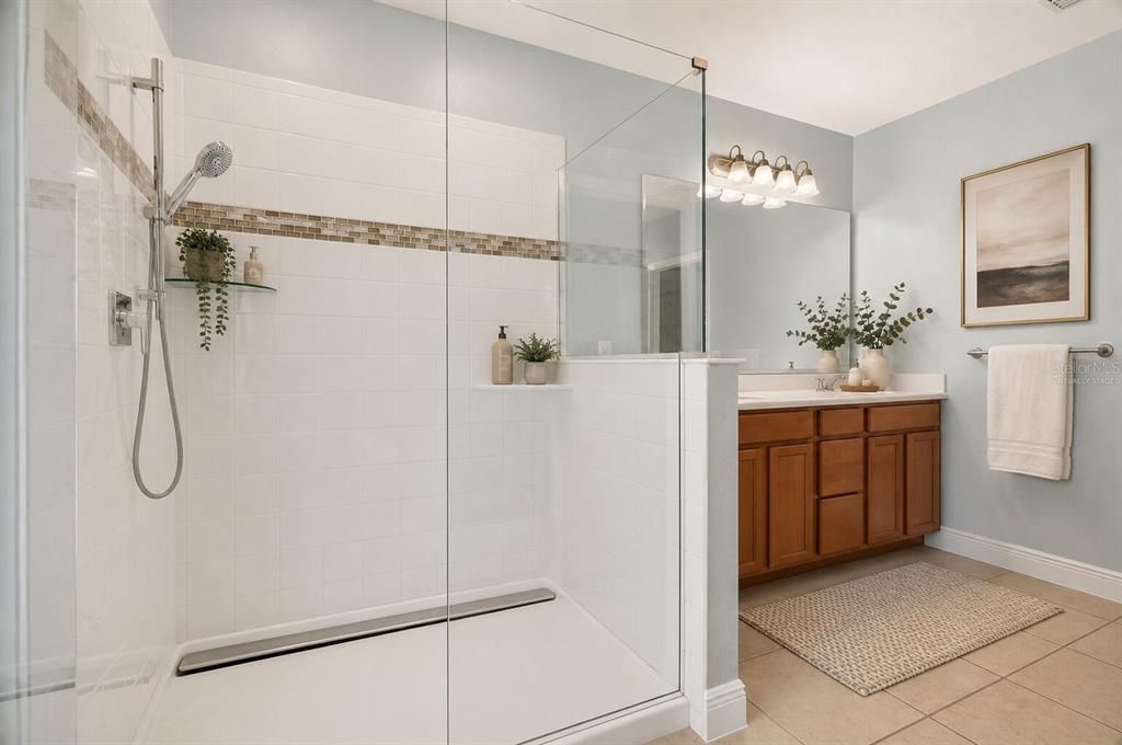 En Venta: $379,900 (3 camas, 2 baños, 1717 Pies cuadrados)