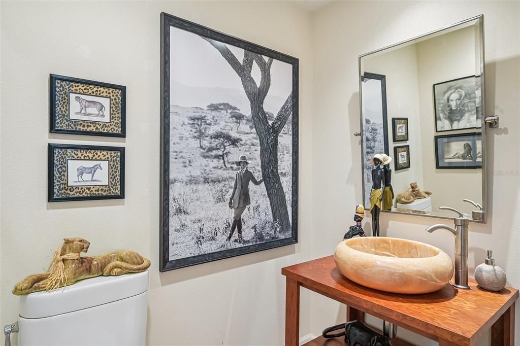 For Sale: $690,000 (2 beds, 2 baths, 2051 Square Feet)