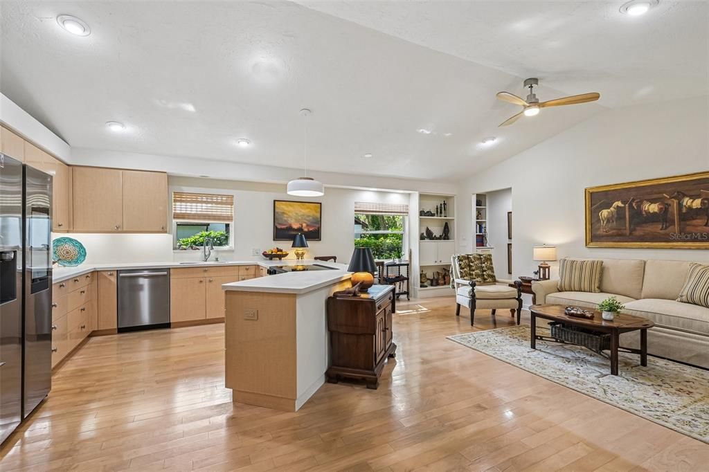 For Sale: $690,000 (2 beds, 2 baths, 2051 Square Feet)