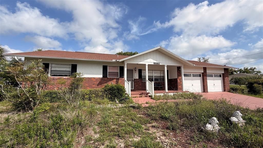 For Sale: $150,000 (2 beds, 2 baths, 1626 Square Feet)