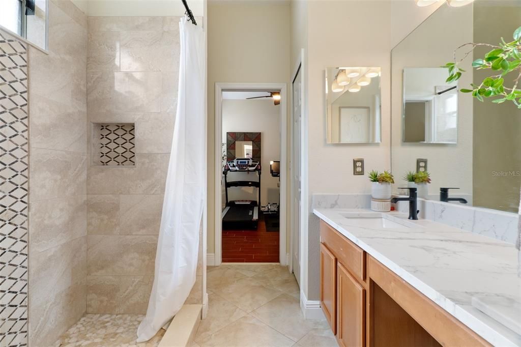 For Sale: $865,000 (4 beds, 3 baths, 3550 Square Feet)