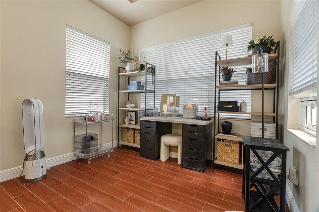 For Sale: $865,000 (4 beds, 3 baths, 3550 Square Feet)