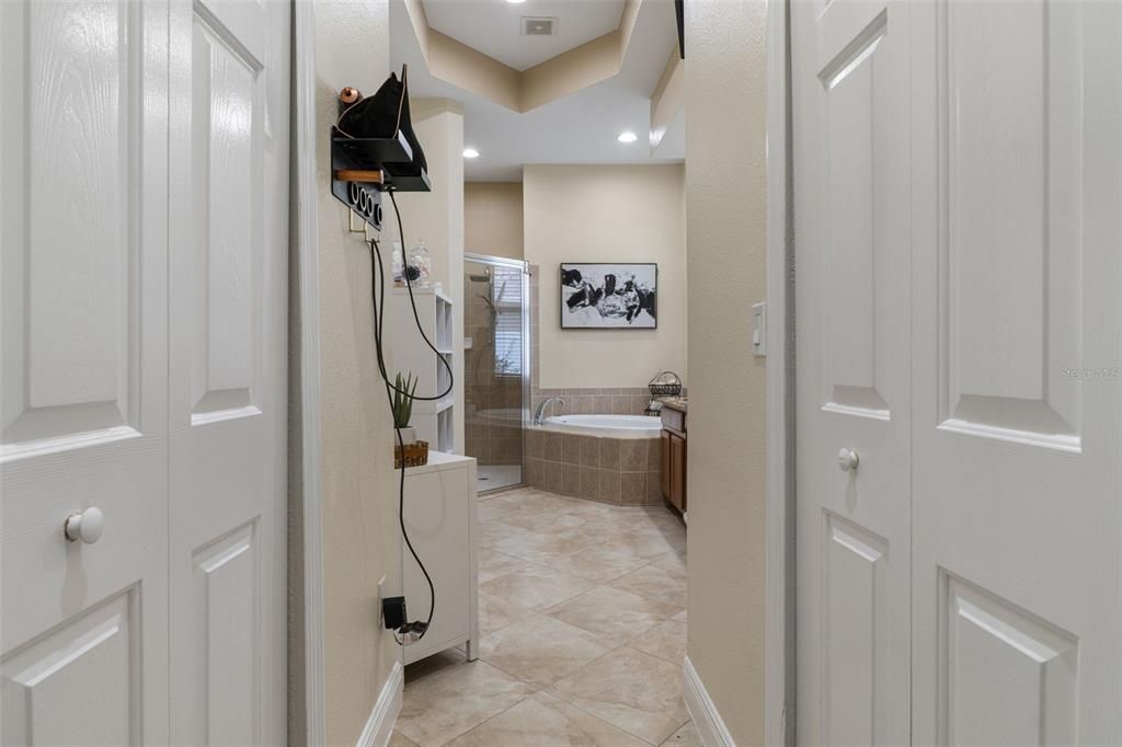 For Sale: $865,000 (4 beds, 3 baths, 3550 Square Feet)