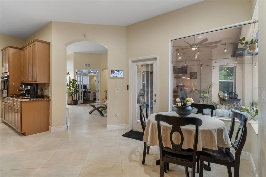 For Sale: $865,000 (4 beds, 3 baths, 3550 Square Feet)