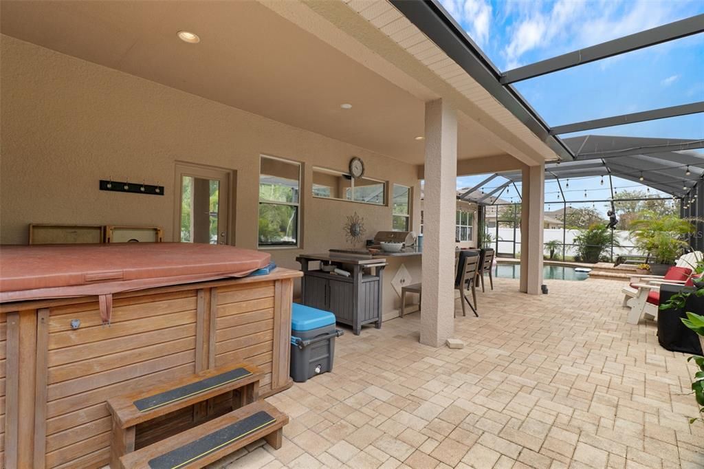 For Sale: $865,000 (4 beds, 3 baths, 3550 Square Feet)