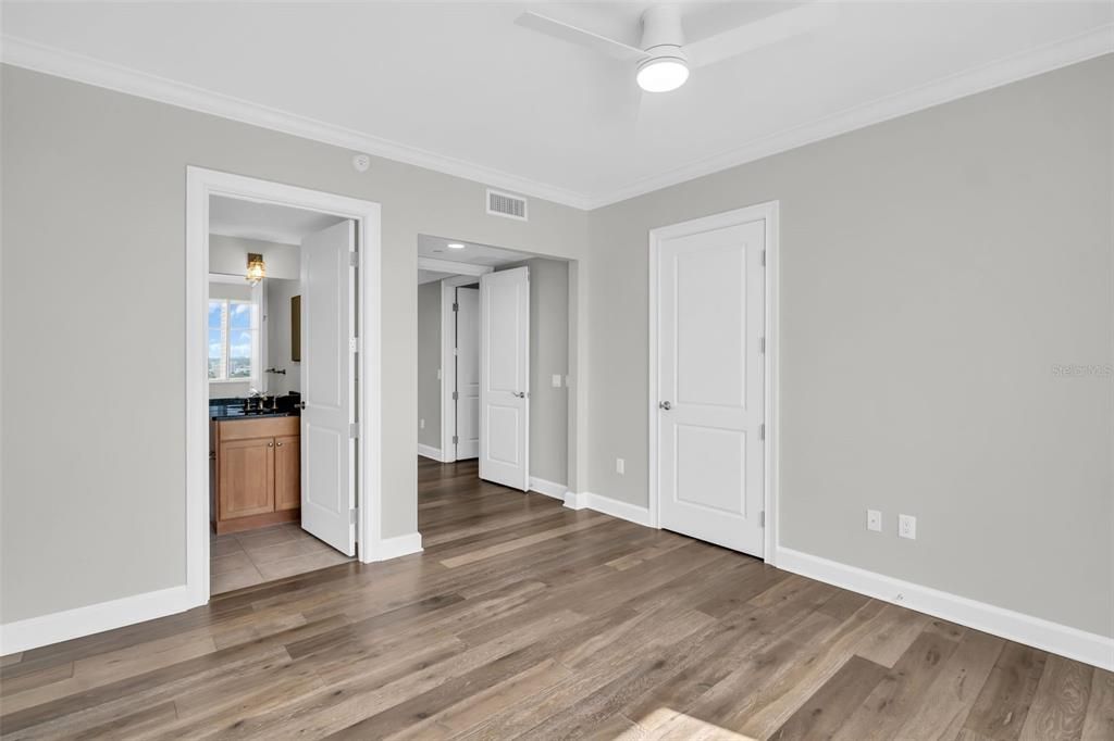 For Sale: $2,750,000 (3 beds, 3 baths, 2757 Square Feet)