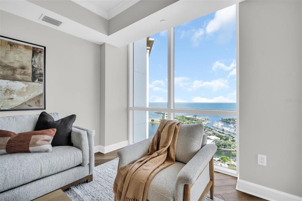 For Sale: $2,750,000 (3 beds, 3 baths, 2757 Square Feet)