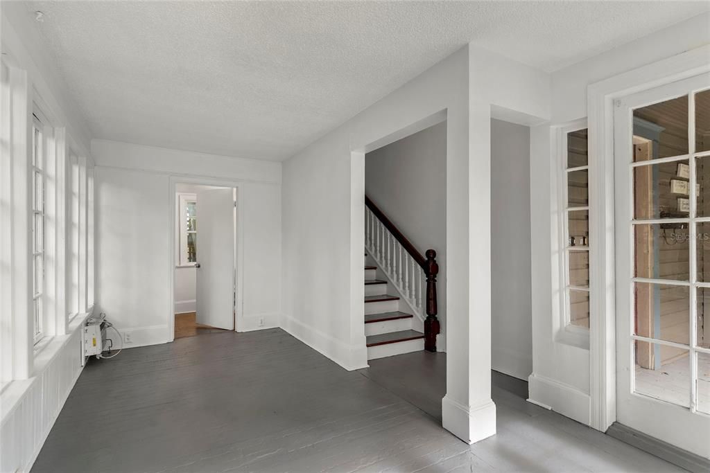 En Venta: $499,900 (4 camas, 0 baños, 2391 Pies cuadrados)