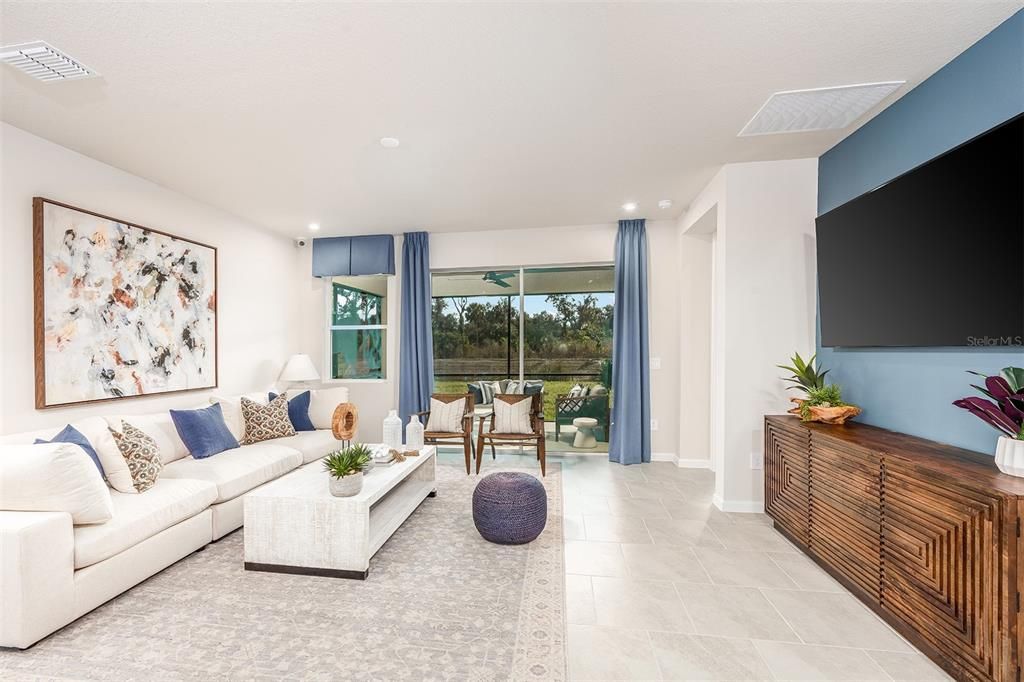 For Sale: $379,738 (3 beds, 2 baths, 2007 Square Feet)