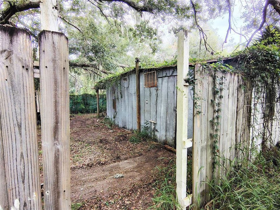 For Sale: $230,000 (3 beds, 1 baths, 1404 Square Feet)
