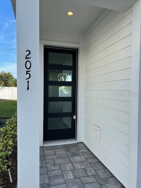 For Sale: $549,000 (3 beds, 2 baths, 1686 Square Feet)