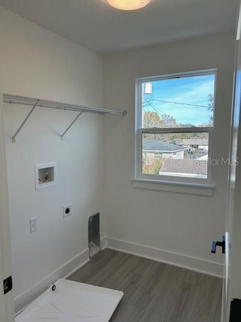 For Sale: $549,000 (3 beds, 2 baths, 1686 Square Feet)