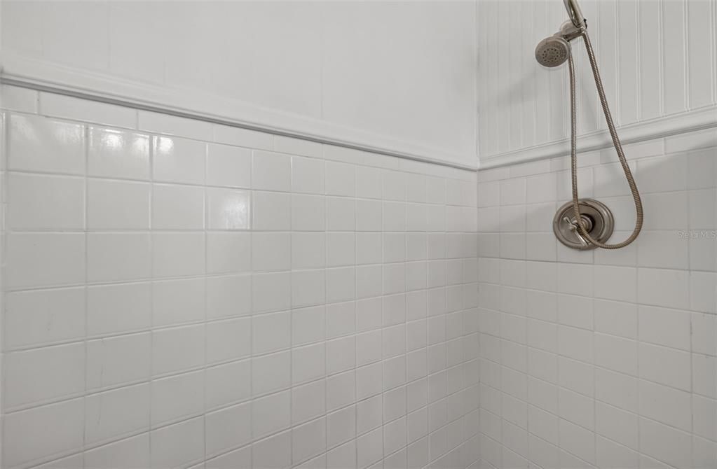 For Sale: $289,000 (3 beds, 2 baths, 1669 Square Feet)