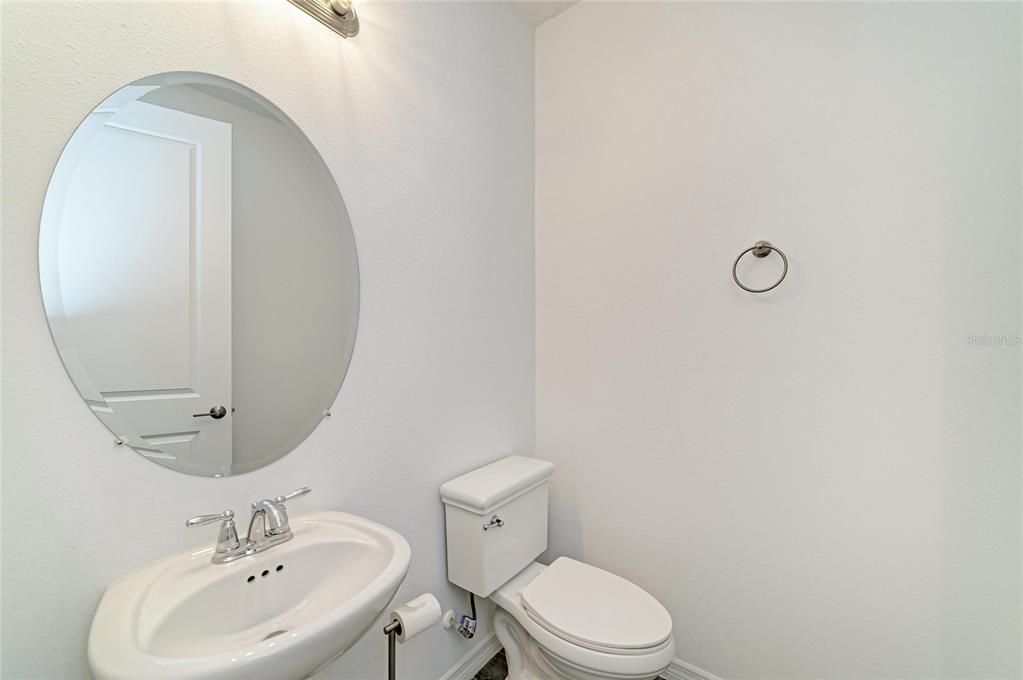 En Venta: $479,000 (4 camas, 3 baños, 2636 Pies cuadrados)