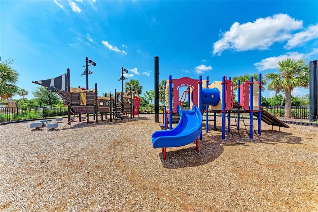 En Venta: $479,000 (4 camas, 3 baños, 2636 Pies cuadrados)