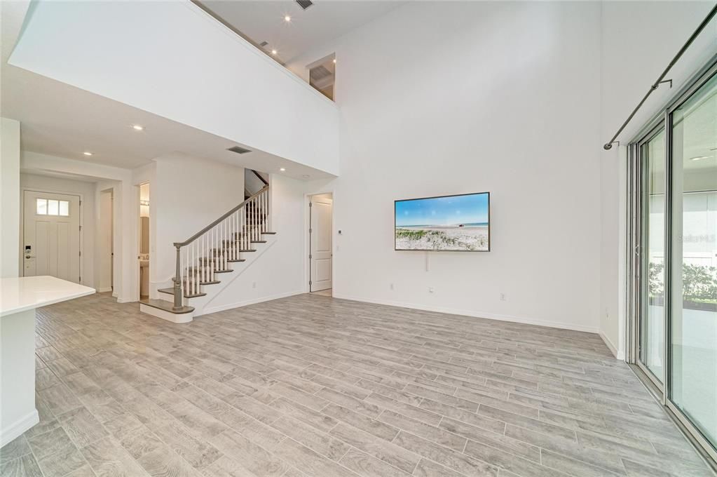 En Venta: $479,000 (4 camas, 3 baños, 2636 Pies cuadrados)