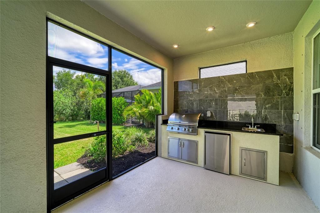 En Venta: $479,000 (4 camas, 3 baños, 2636 Pies cuadrados)