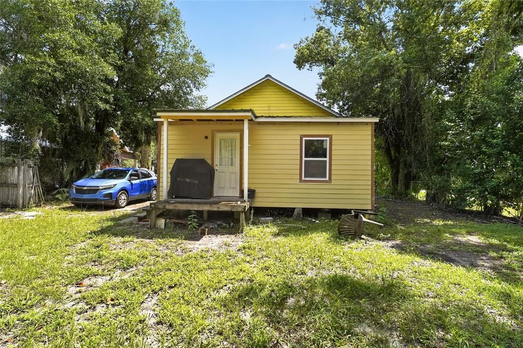 На продажу: $140,000 (2 спален, 1 ванн, 982 Квадратных фут)