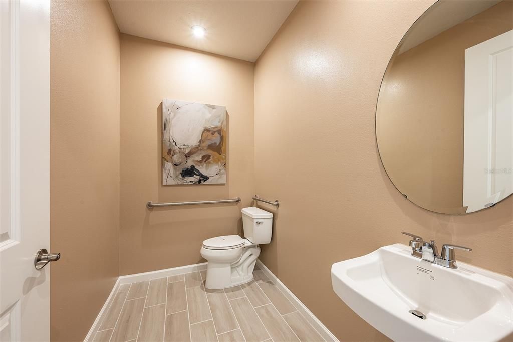 For Sale: $403,104 (4 beds, 3 baths, 2323 Square Feet)