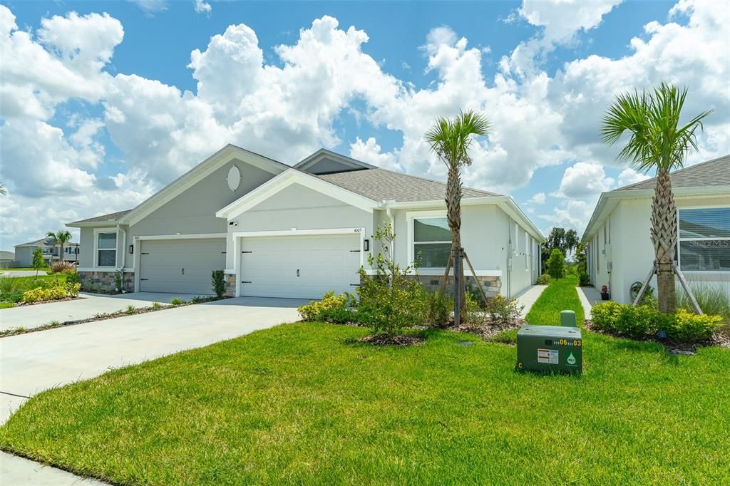For Rent: $2,450 (3 beds, 2 baths, 1565 Square Feet)