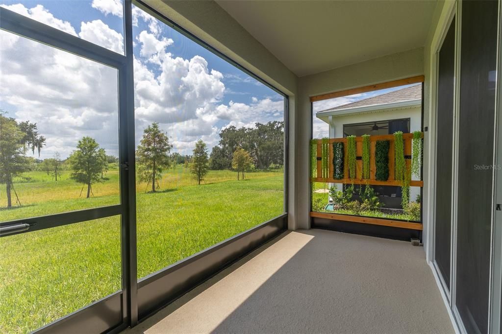 For Rent: $2,450 (3 beds, 2 baths, 1565 Square Feet)