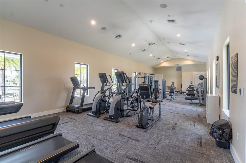For Rent: $2,450 (3 beds, 2 baths, 1565 Square Feet)