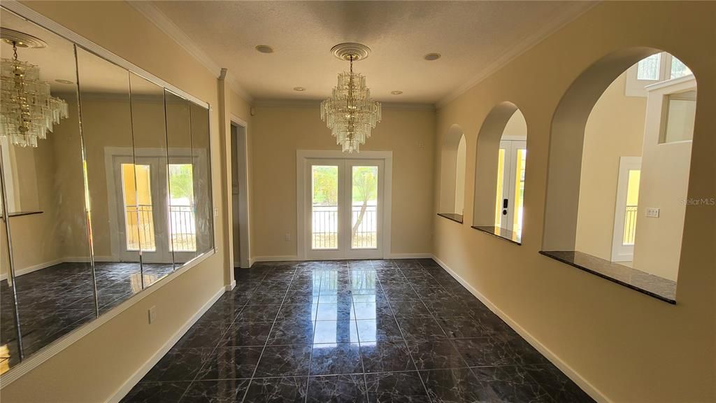 En Venta: $1,500,000 (5 camas, 6 baños, 5312 Pies cuadrados)