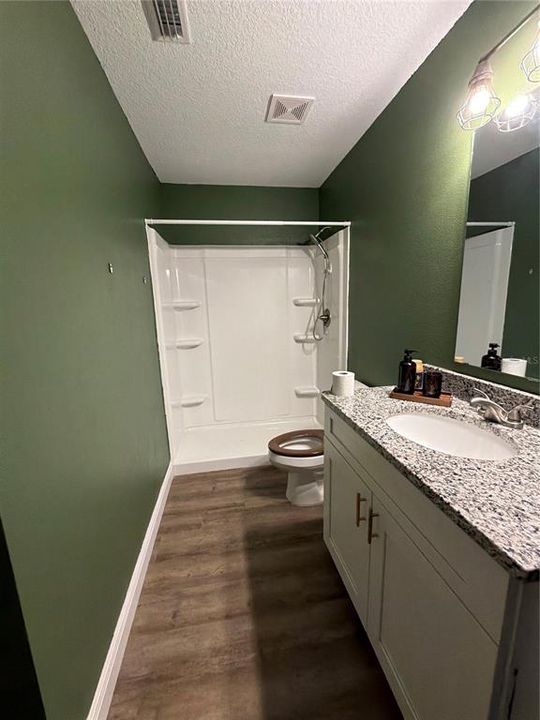 En Venta: $399,999 (4 camas, 0 baños, 2282 Pies cuadrados)