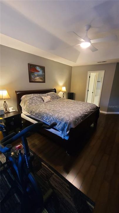 For Rent: $2,600 (3 beds, 2 baths, 2249 Square Feet)