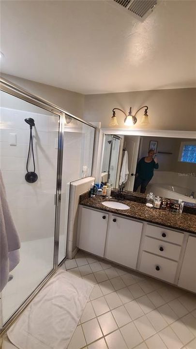 For Rent: $2,600 (3 beds, 2 baths, 2249 Square Feet)