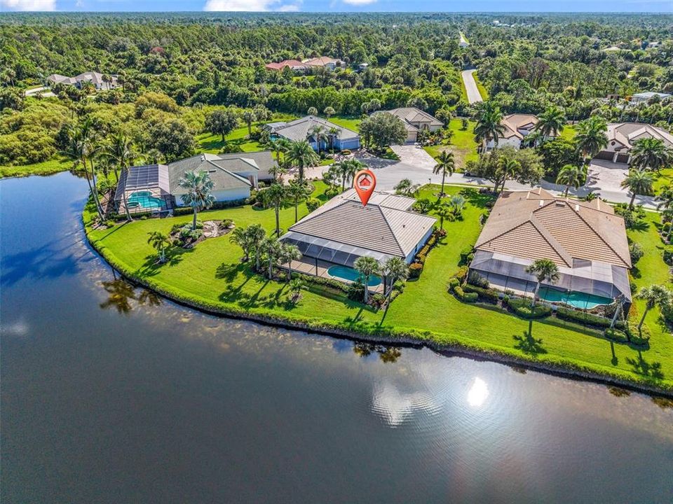 En Venta: $724,900 (3 camas, 3 baños, 2428 Pies cuadrados)