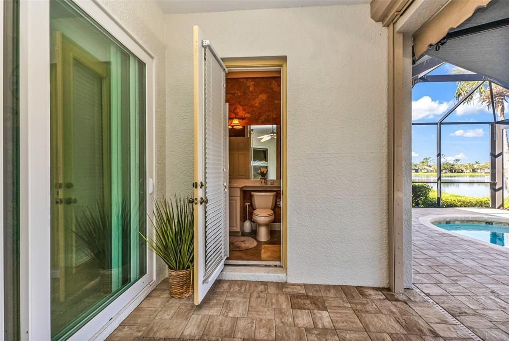 En Venta: $724,900 (3 camas, 3 baños, 2428 Pies cuadrados)