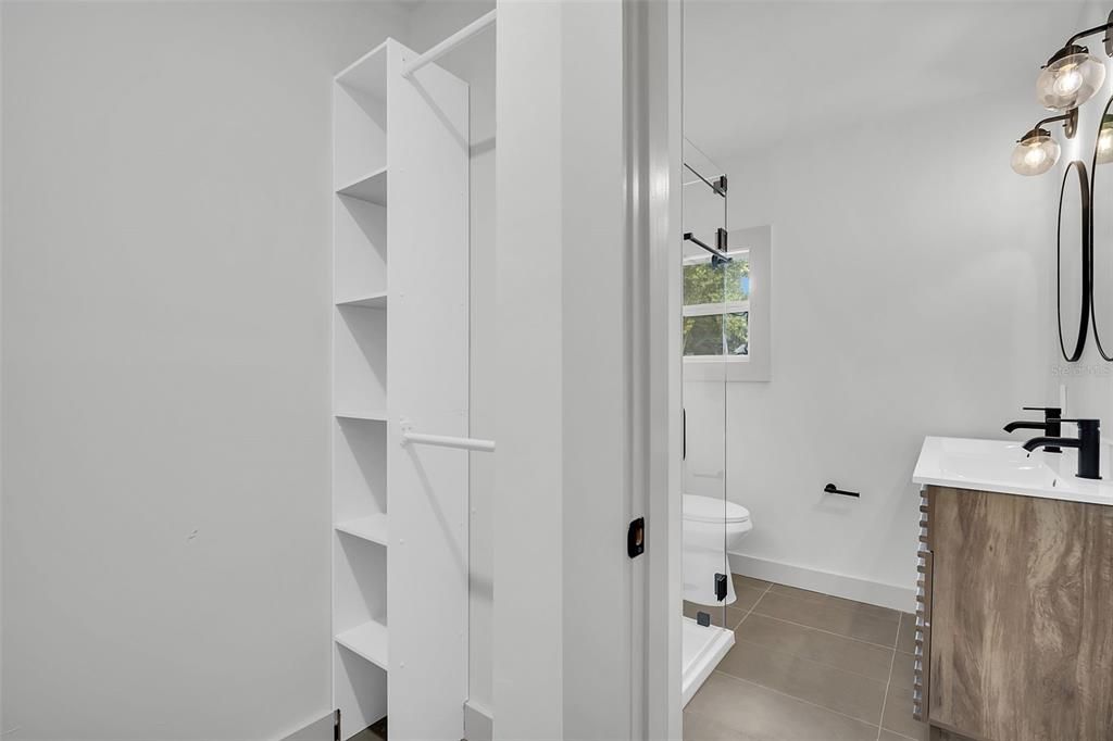 En Venta: $364,900 (3 camas, 2 baños, 1104 Pies cuadrados)