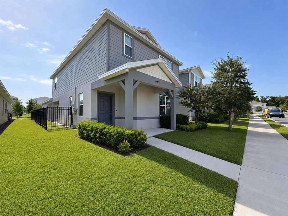 For Sale: $474,990 (4 beds, 3 baths, 2.06 Square Feet)
