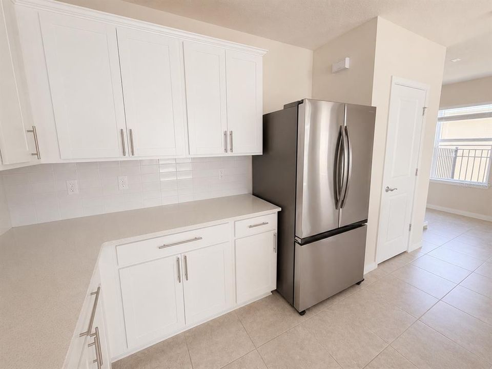 For Sale: $474,990 (4 beds, 3 baths, 2.06 Square Feet)