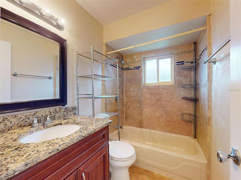 For Sale: $319,900 (4 beds, 2 baths, 2133 Square Feet)