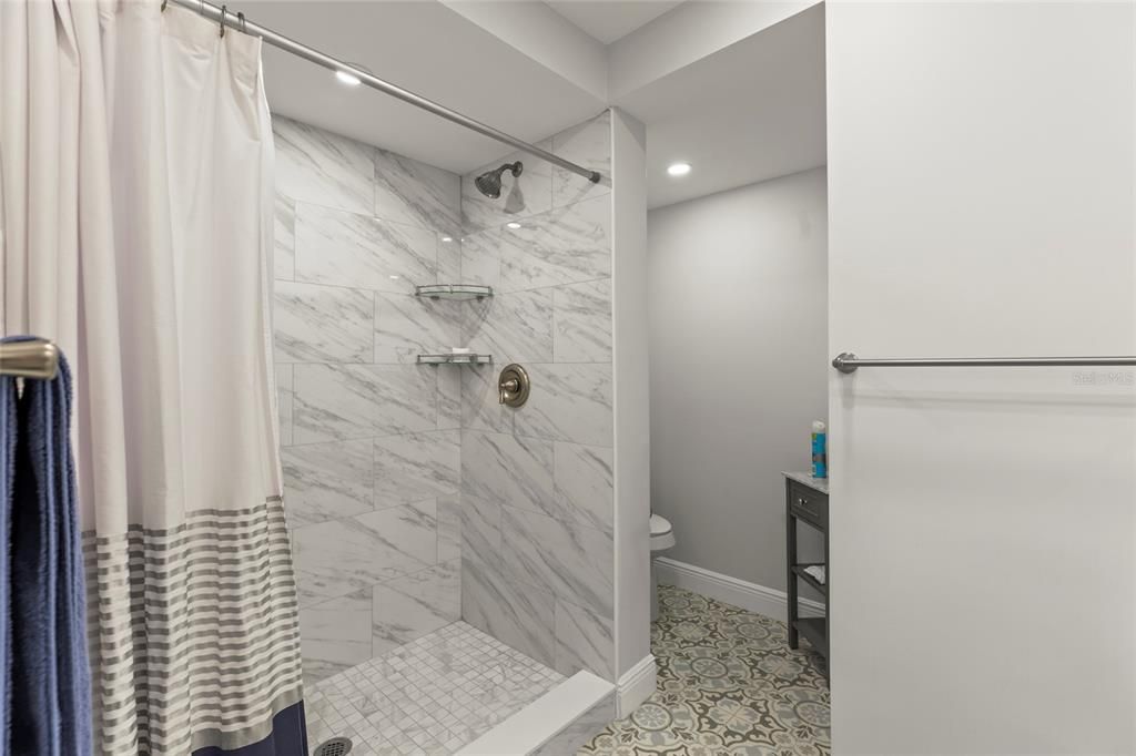 En Venta: $169,900 (1 camas, 1 baños, 875 Pies cuadrados)