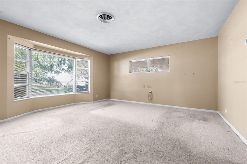 En Venta: $425,000 (5 camas, 3 baños, 3091 Pies cuadrados)