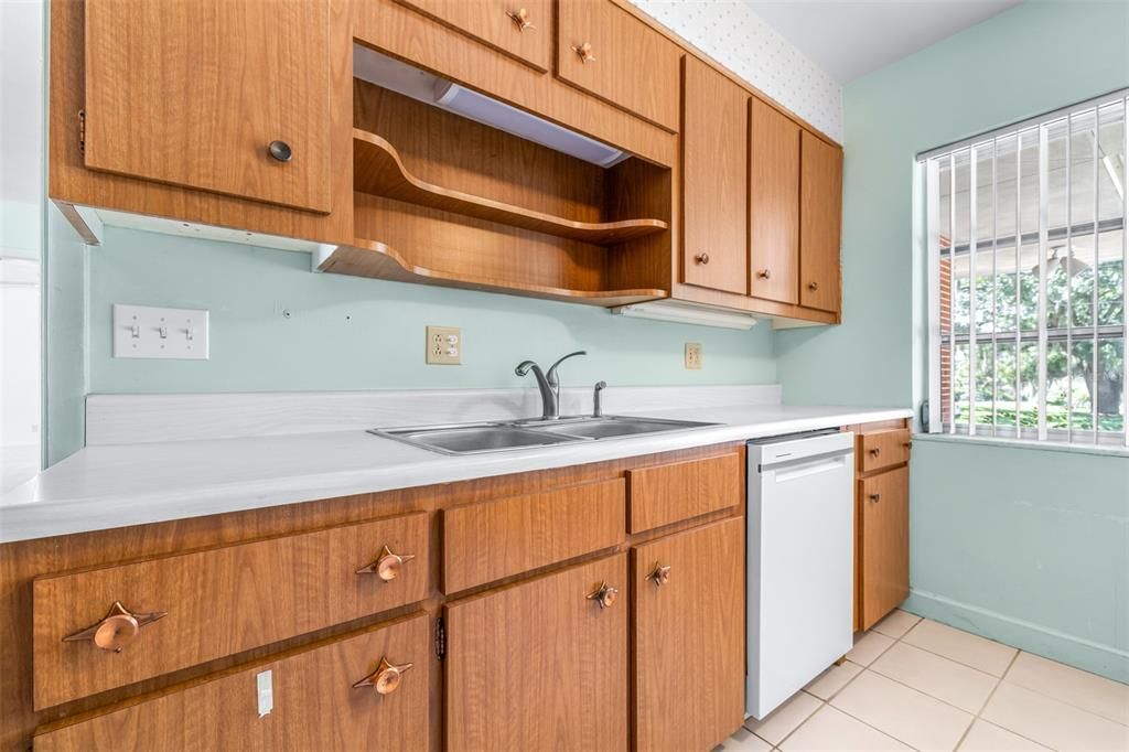 En Venta: $425,000 (5 camas, 3 baños, 3091 Pies cuadrados)
