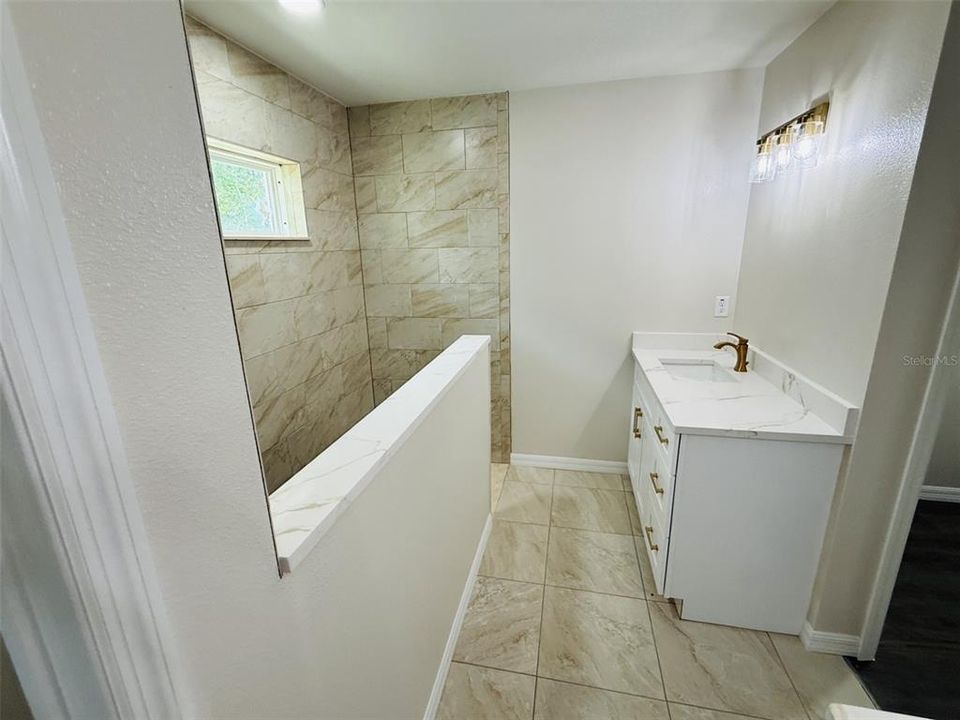 For Sale: $354,900 (3 beds, 2 baths, 1682 Square Feet)