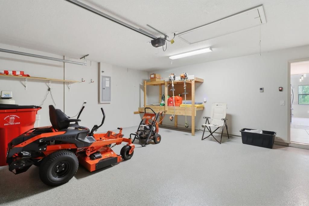 На продажу: $309,900 (3 спален, 2 ванн, 1394 Квадратных фут)