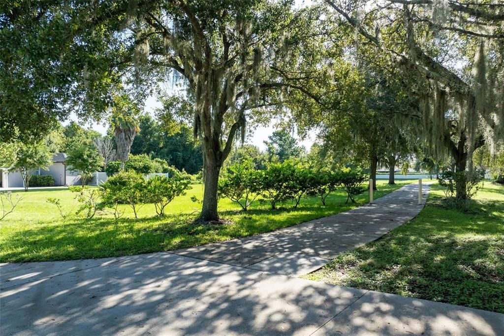 En Venta: $191,000 (0.24 acres)