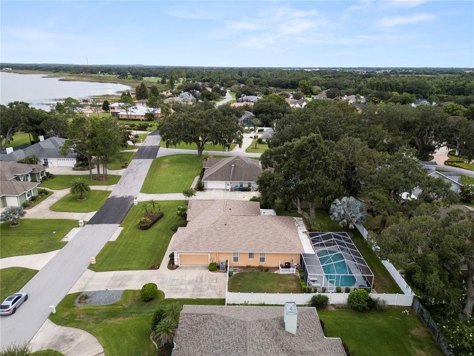 For Sale: $549,000 (4 beds, 2 baths, 2806 Square Feet)