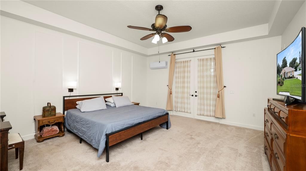 For Sale: $549,000 (4 beds, 2 baths, 2806 Square Feet)