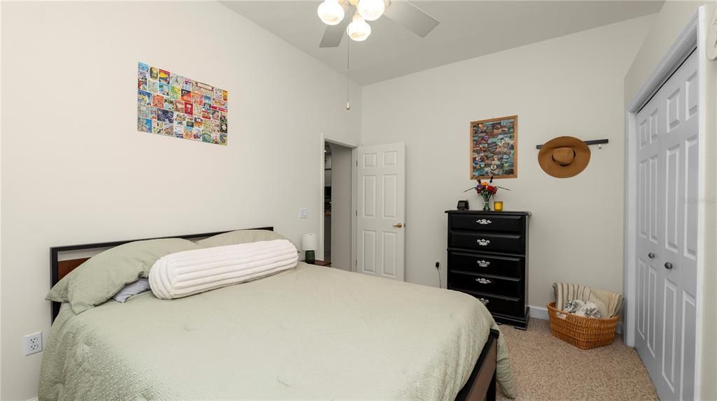 For Sale: $549,000 (4 beds, 2 baths, 2806 Square Feet)
