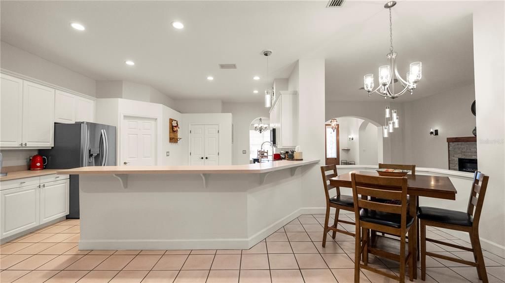 For Sale: $549,000 (4 beds, 2 baths, 2806 Square Feet)
