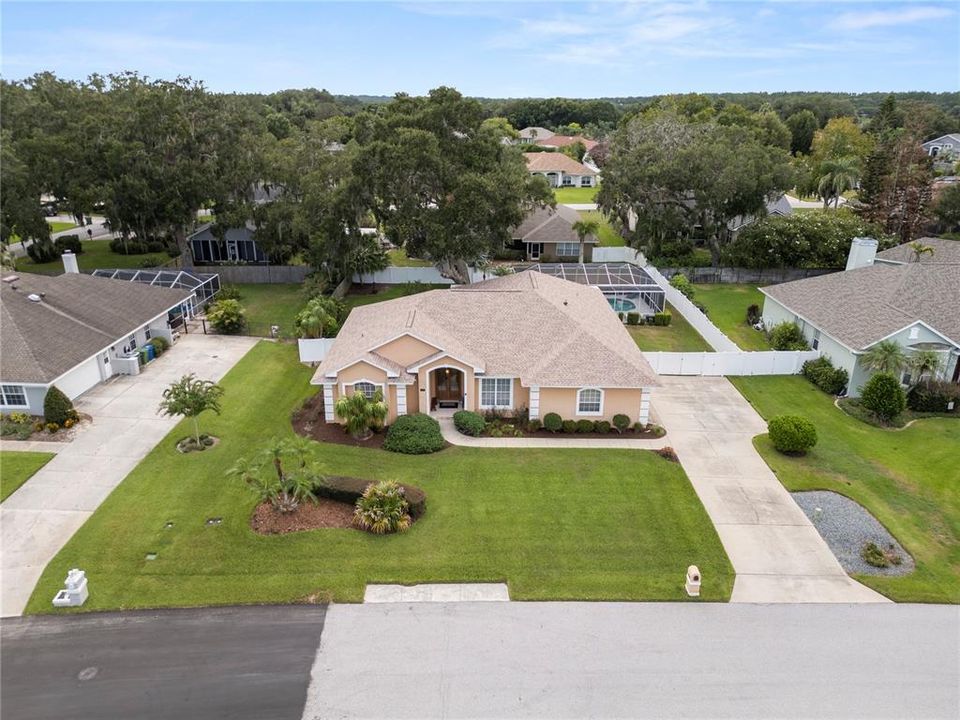 For Sale: $549,000 (4 beds, 2 baths, 2806 Square Feet)