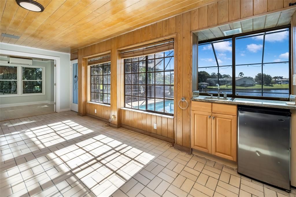 For Sale: $979,000 (3 beds, 3 baths, 3516 Square Feet)